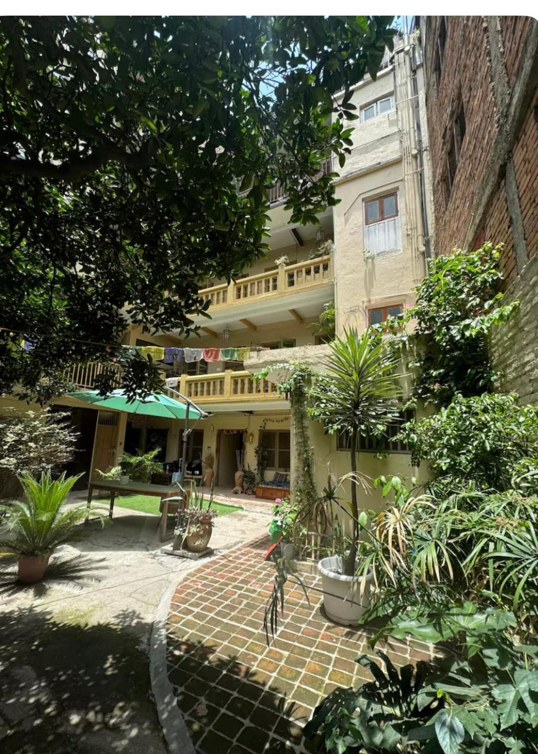 The Melo Pomelo Courtyard. Lägenhet Kathmandu Exteriör bild