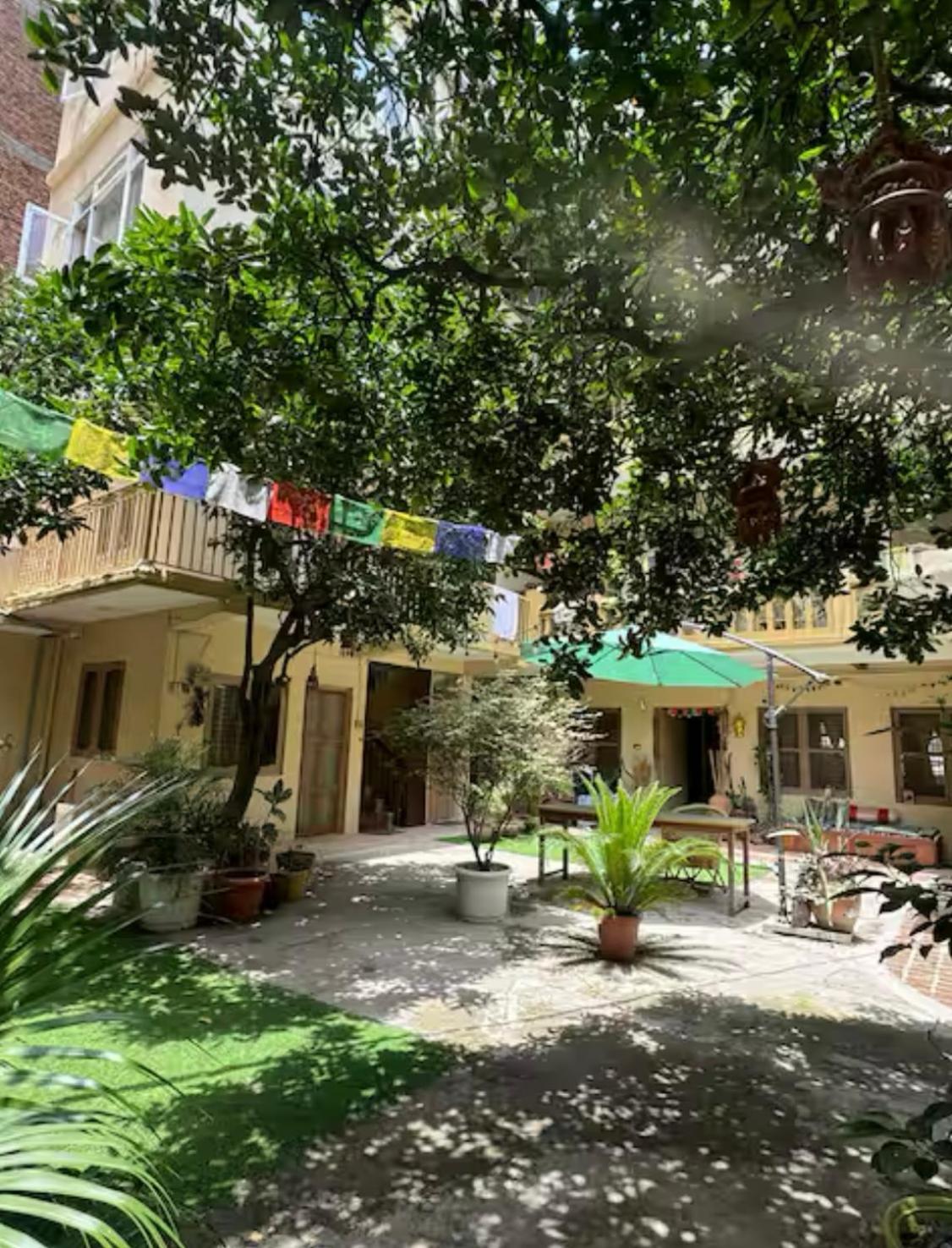 The Melo Pomelo Courtyard. Lägenhet Kathmandu Exteriör bild
