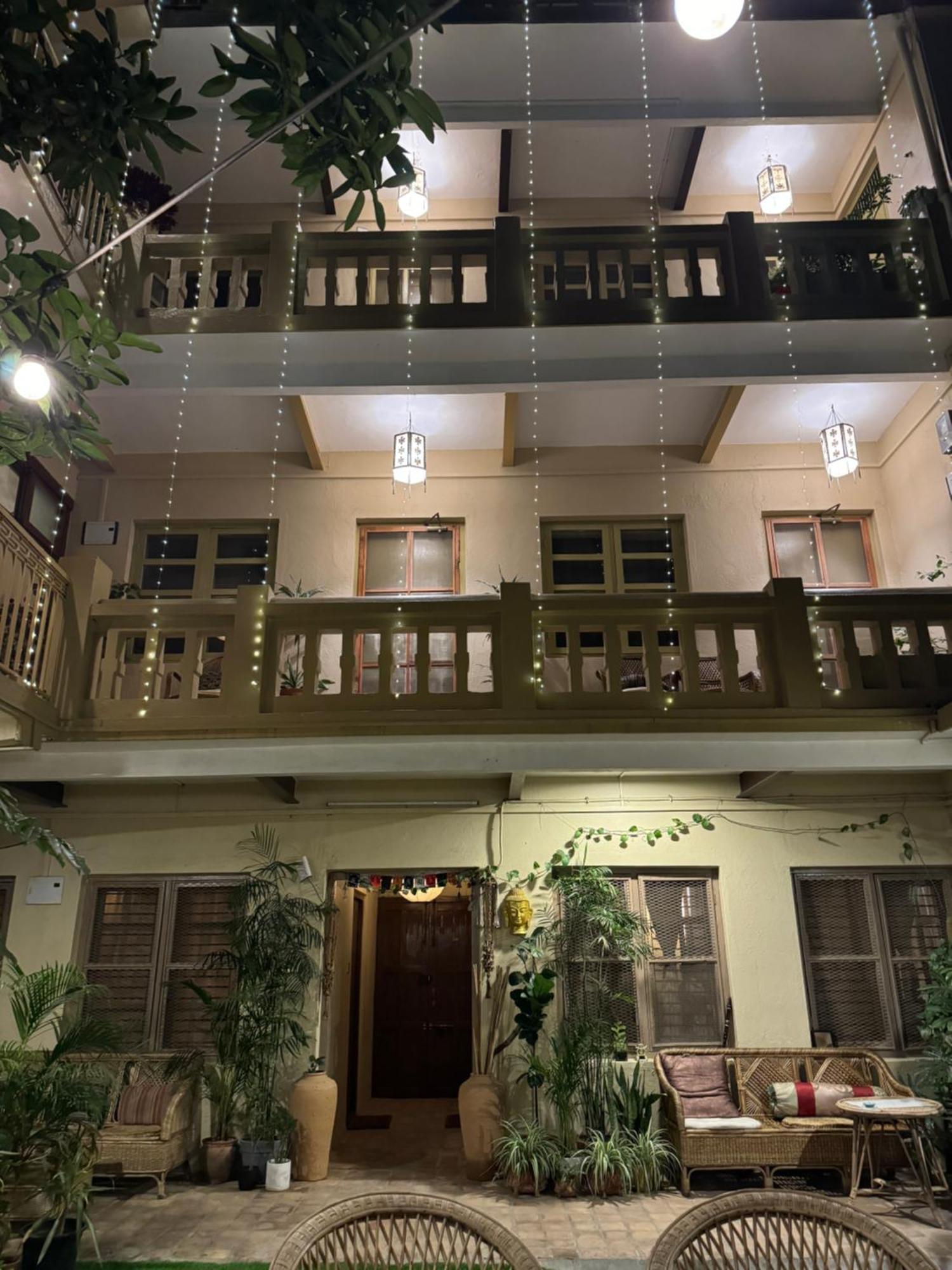 The Melo Pomelo Courtyard. Lägenhet Kathmandu Exteriör bild